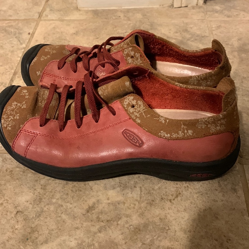 Keen XT 1105 leather trail/hiking shoe